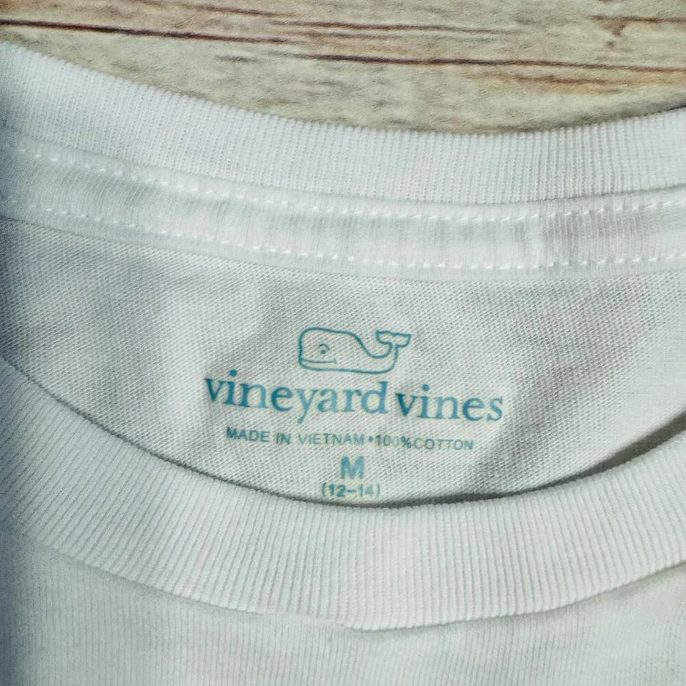 Vineyard Vines euc vineyard